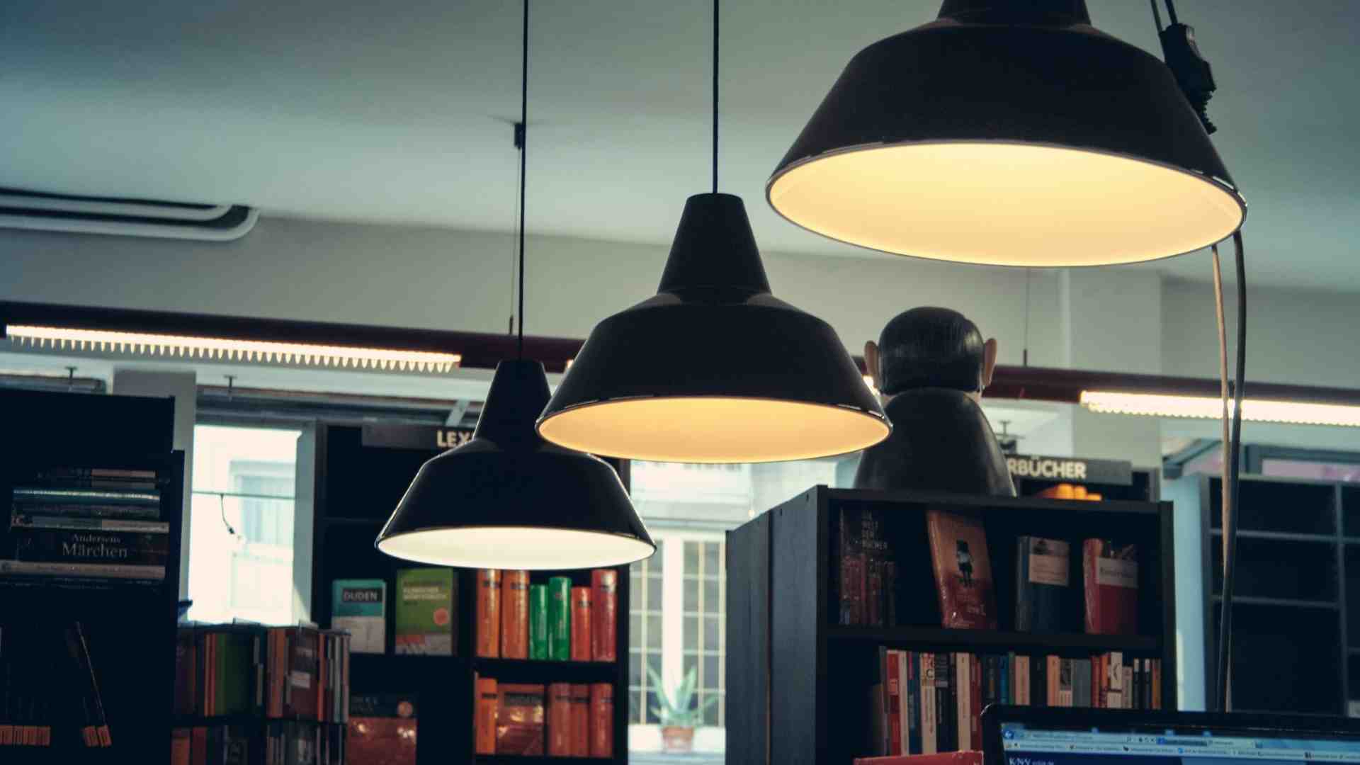 Factores de iluminación en bibliotecas