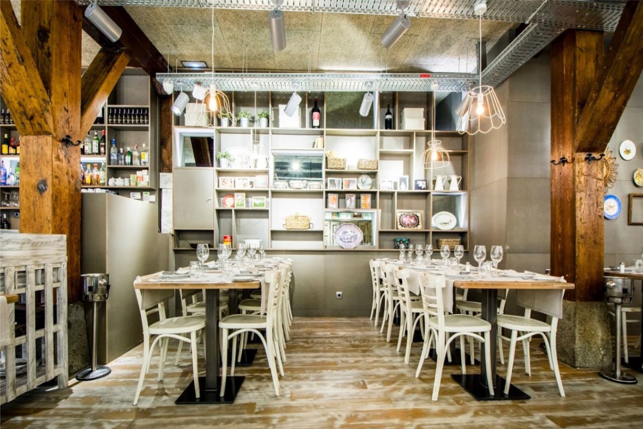 Proyecto-de-iluminacin-restaurante-Luz-y-Color-2000.