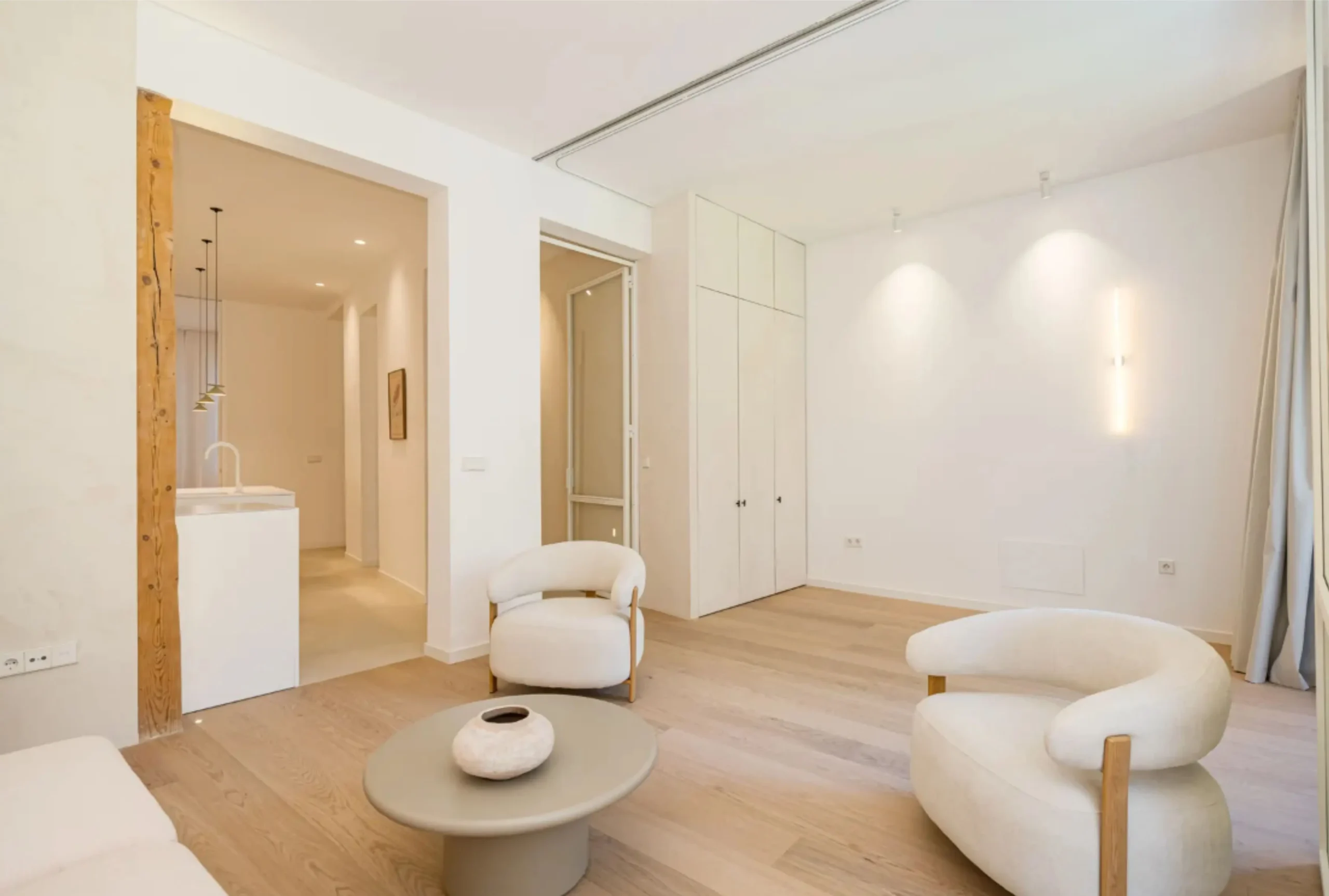 Proyecto de iluminación a medida en vivienda realizado por Luz y Color 2000